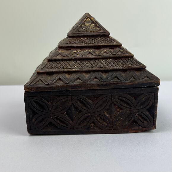 Vintage Nepalese Shaman Ritual Box Hand Carved Wood Pyramid Lid 4in Slide Top - Picture 1 of 16